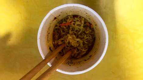Illustration for article titled Cup Noodles, king of dollar ramen, tries its hand at stir-fry